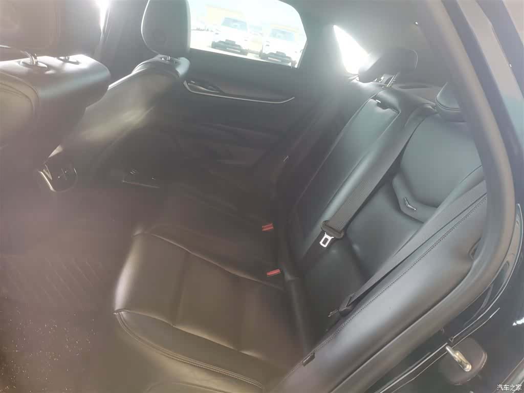 Cadillac XTS, 2018 17