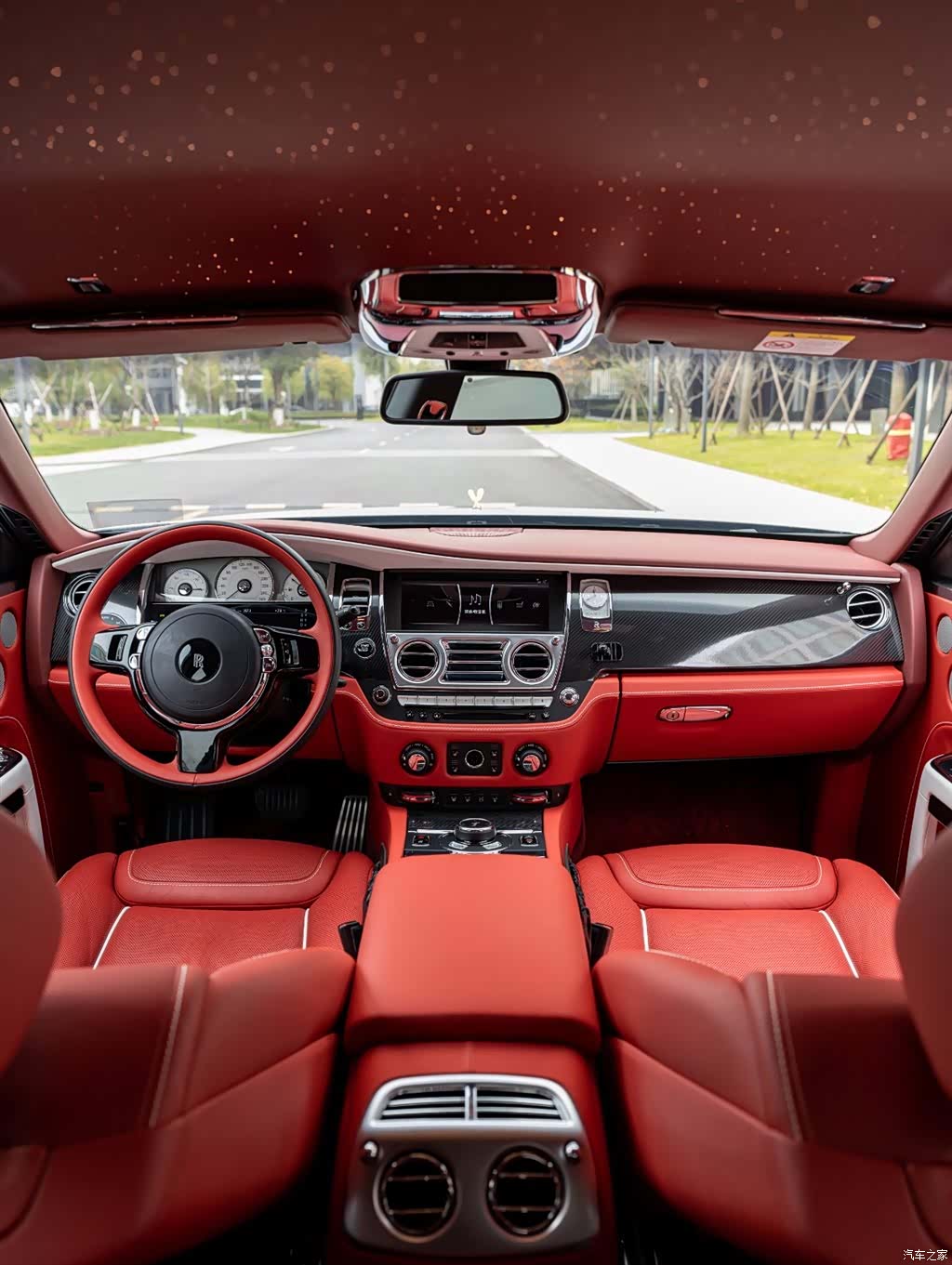 Rolls-Royce Ghost, 2019 12