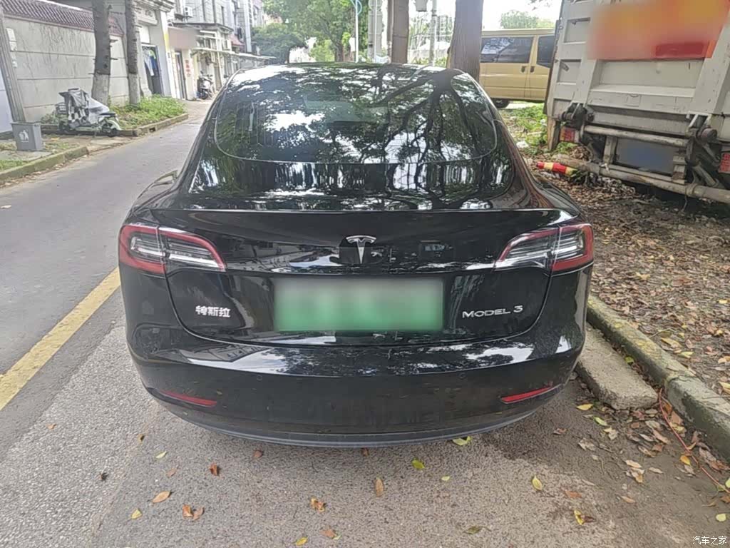 Tesla Model 3, 2020 6
