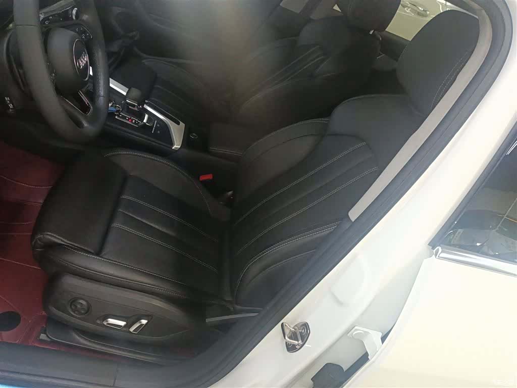 Audi A4L, 2024 15