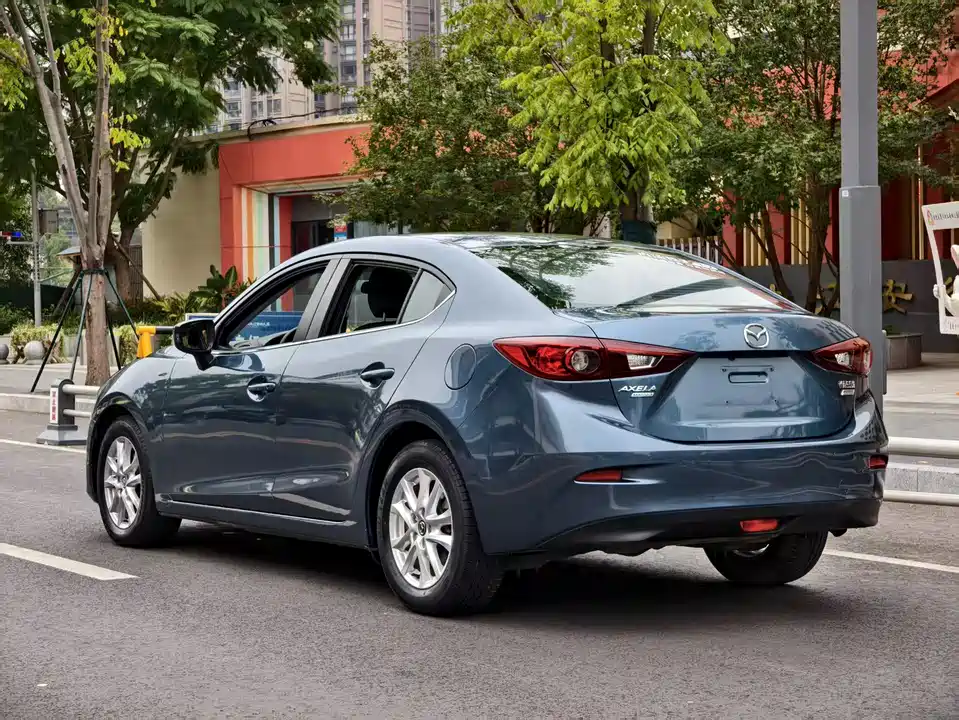 Mazda 3 Angkesaila