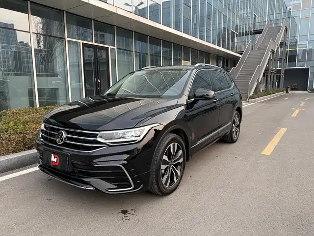 Volkswagen Tiguan L 2025 — купить из Китая под заказ