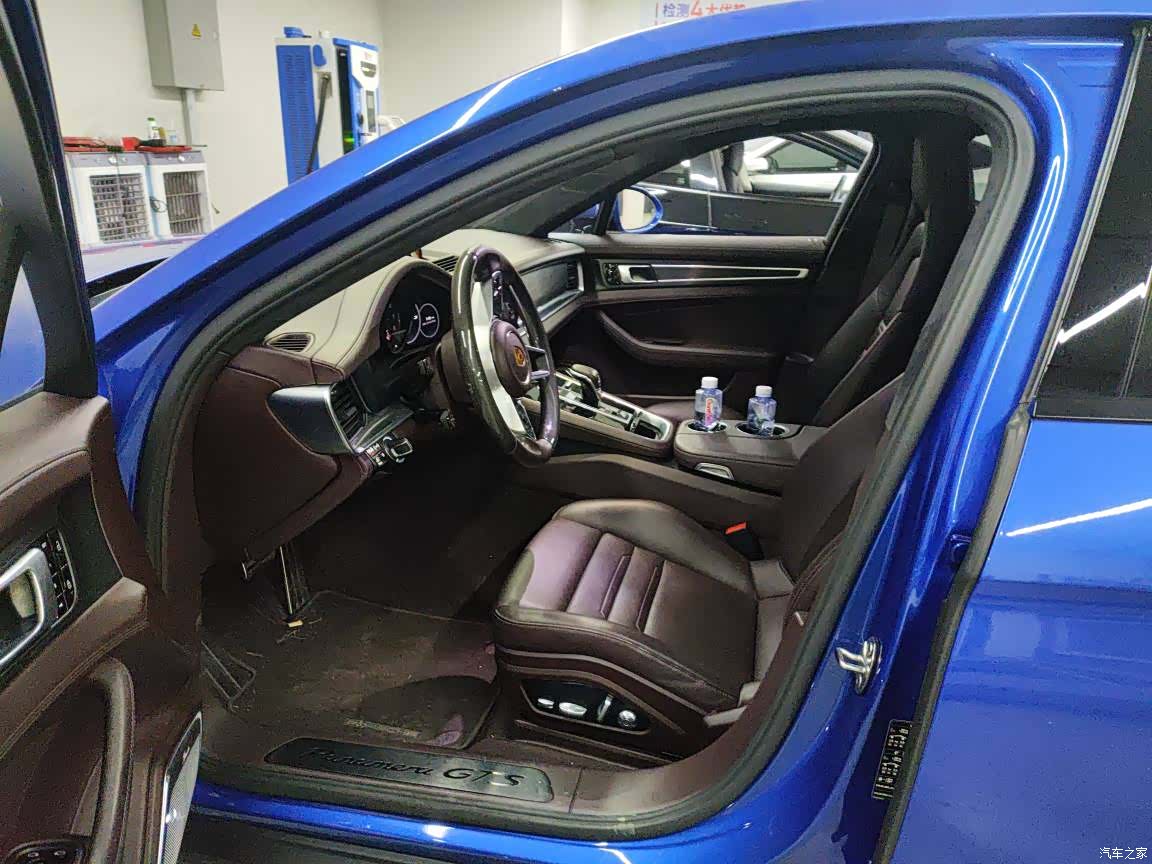 Porsche Panamera, 2019 4