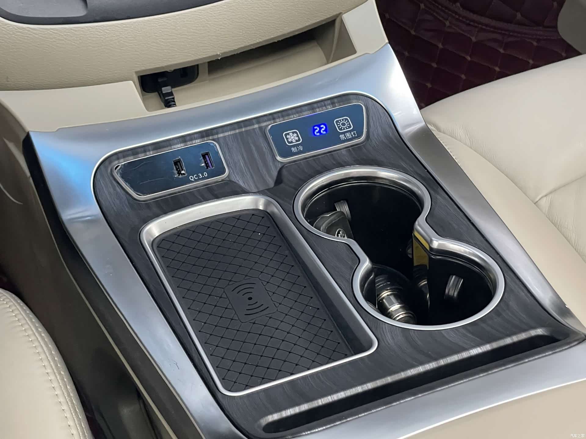 Buick GL8, 2020 19