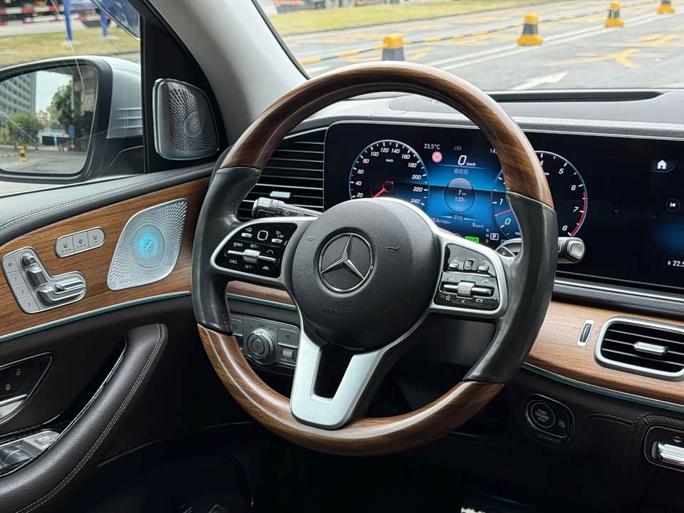 Mercedes-Benz GLS