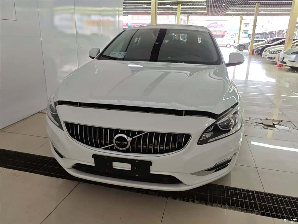 Volvo S60, 2020 3