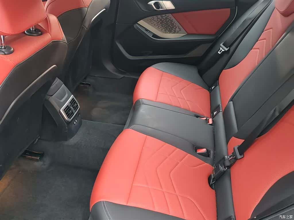 BMW 2 Series, 2025 9