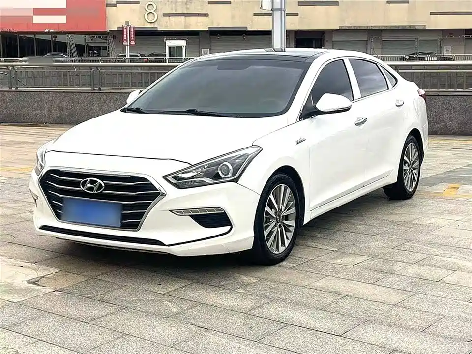 Hyundai Name picture