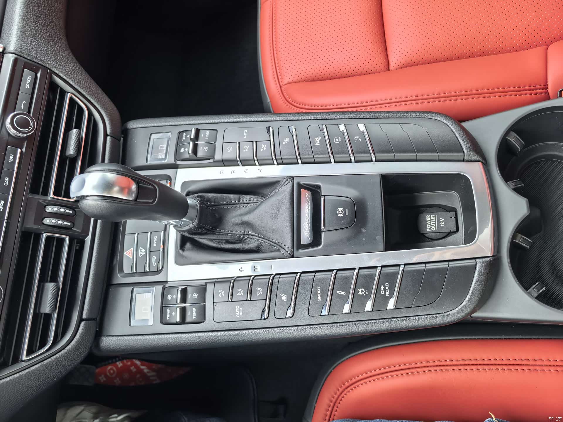Porsche Macan, 2019 10