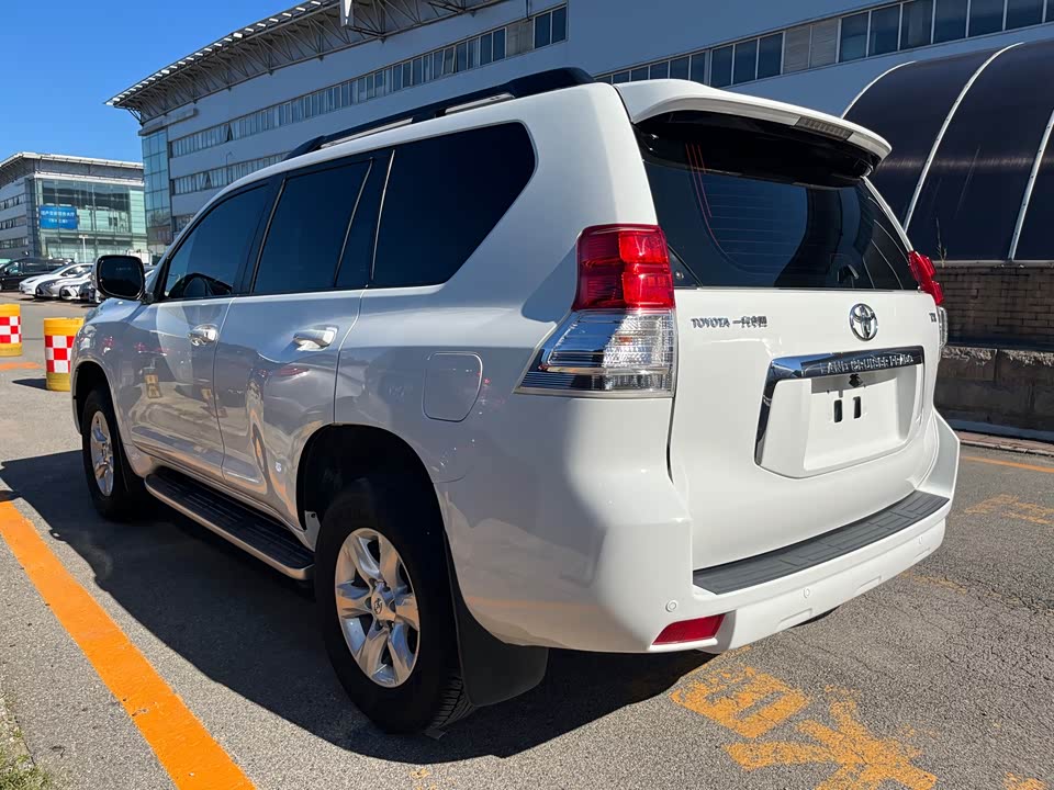 Toyota Prado