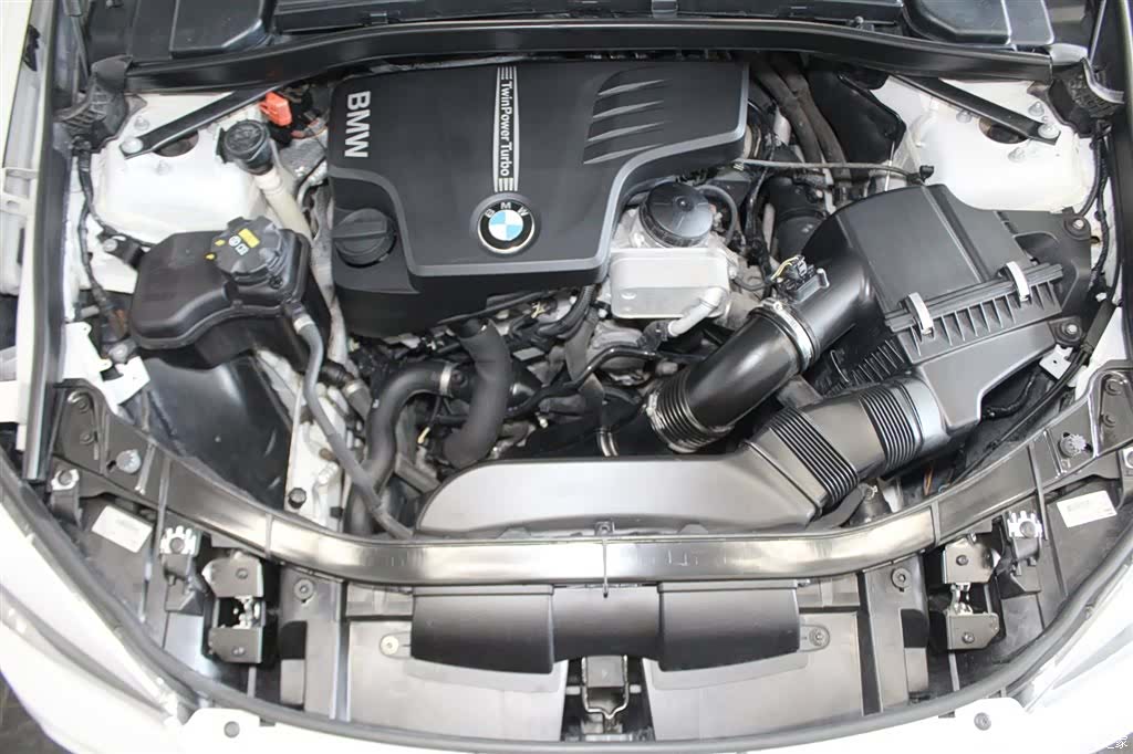 BMW X1, 2015 11
