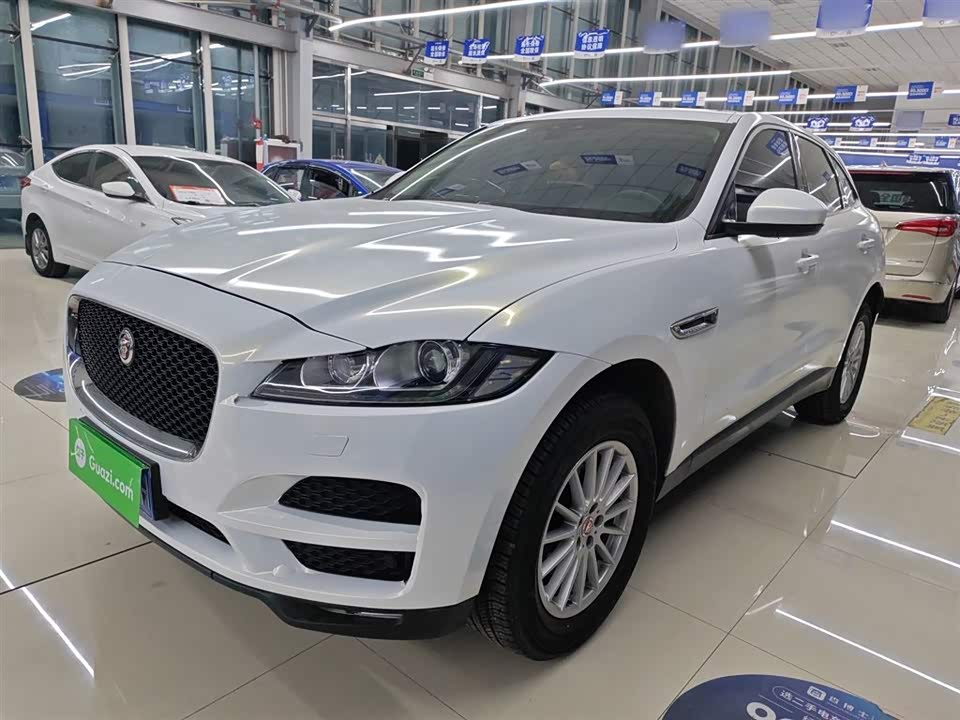 Jaguar F-PACE