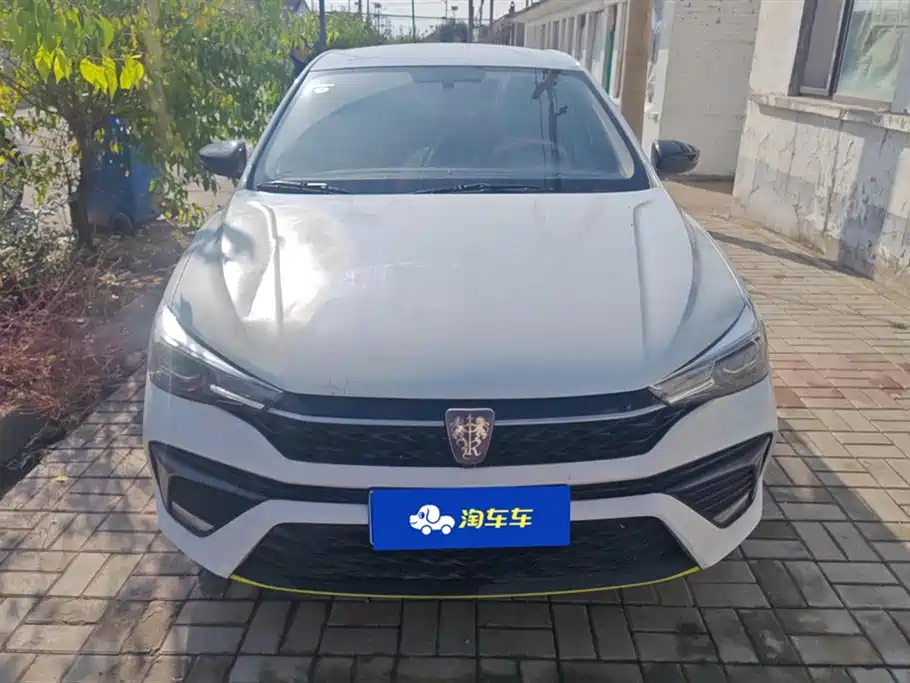 Roewe i5