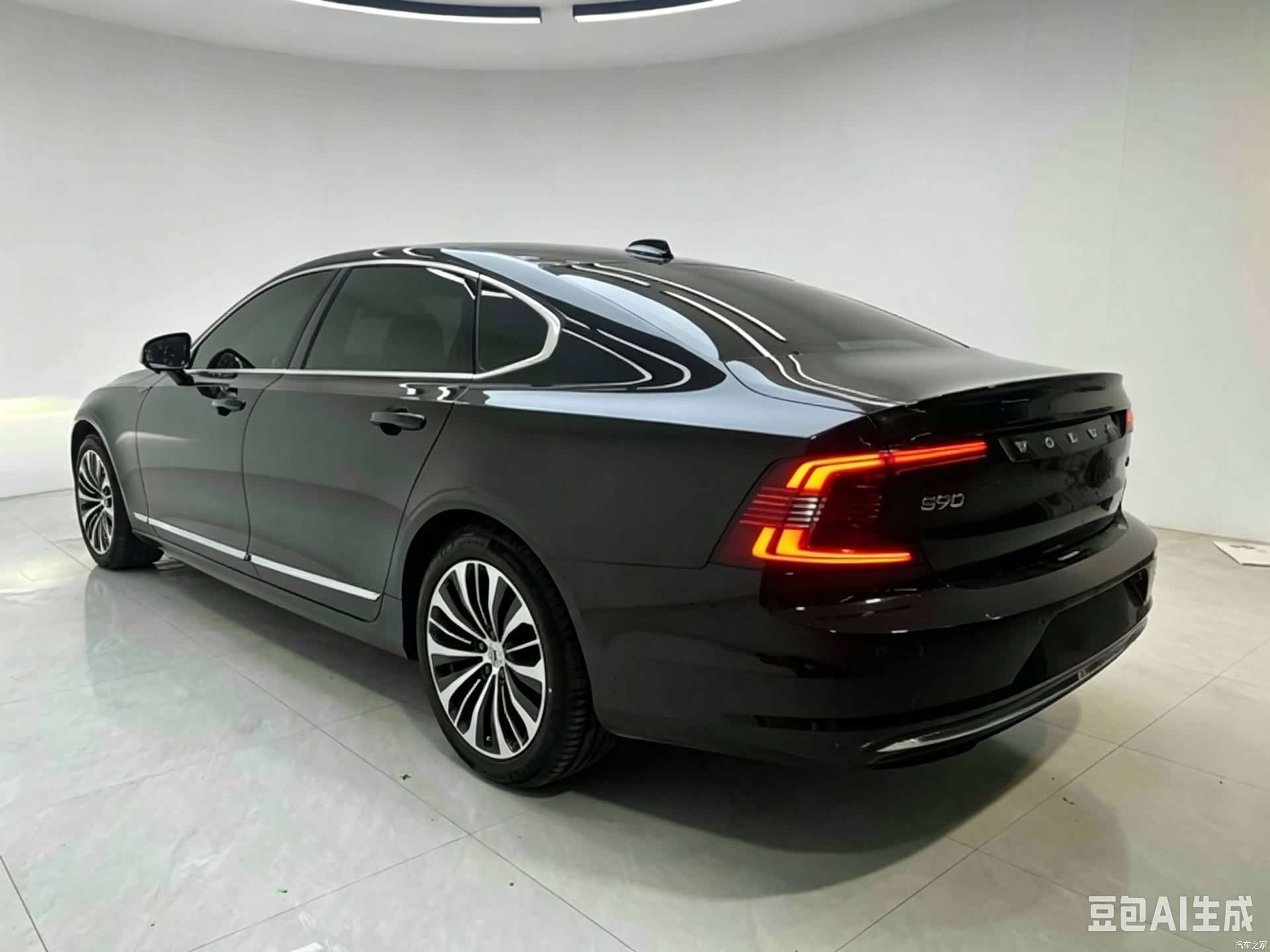 Volvo S90, 2024 4