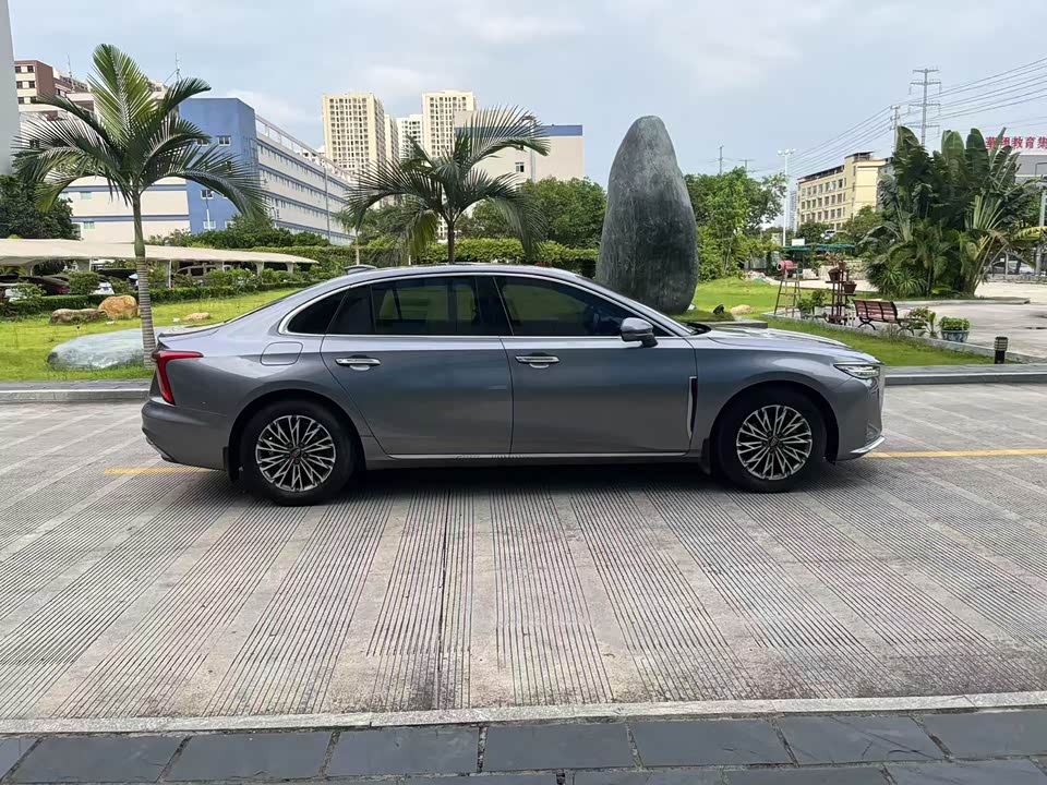 Hongqi H5