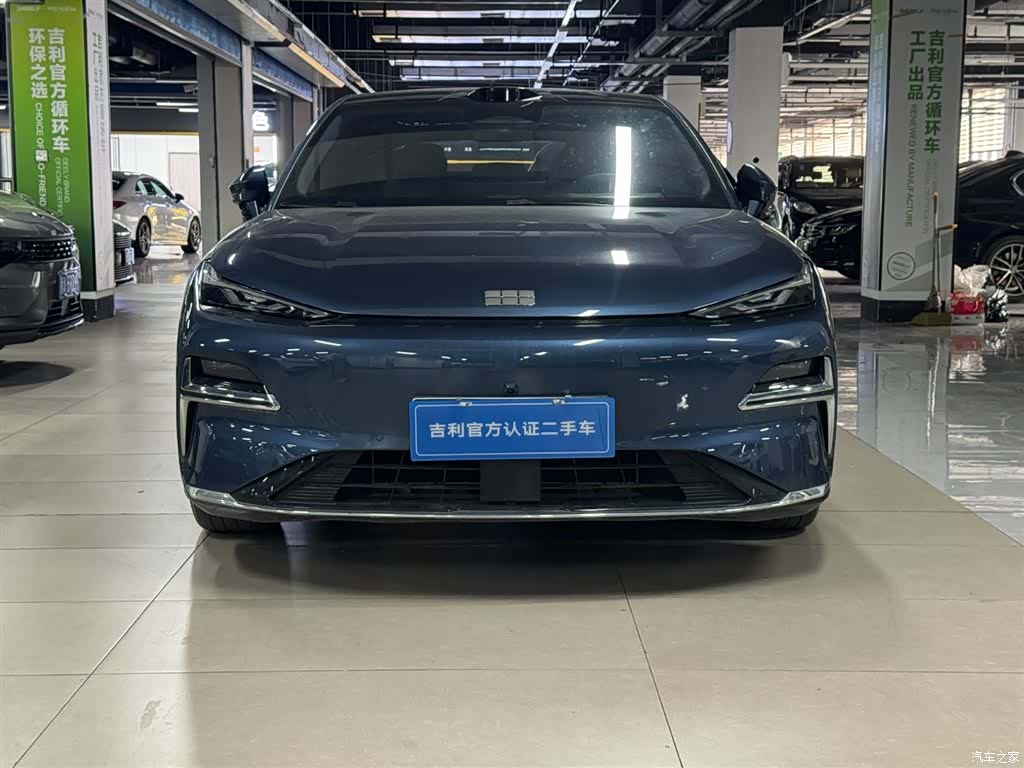 Geely 8, 2025 2