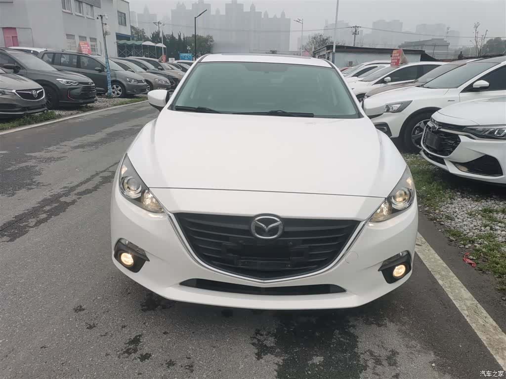 Mazda Mazda3, 2016 3