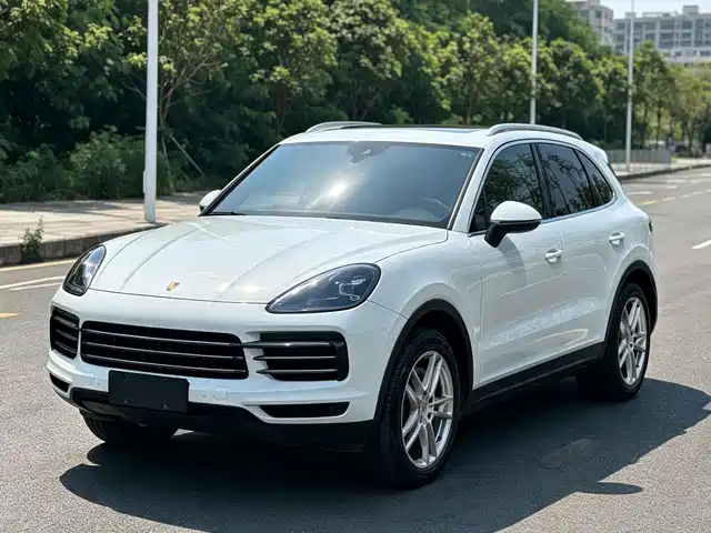 Porsche Cayenne 2018 — купить из Китая под заказ