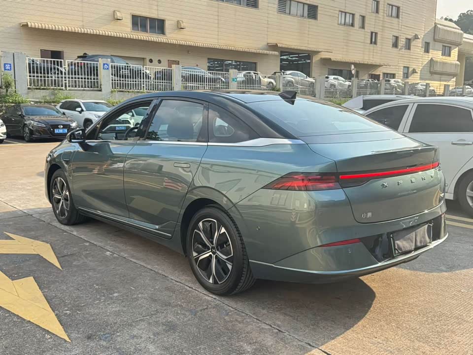 XPENG P5