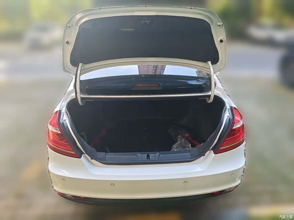 Geely Emgrand, 2015 20