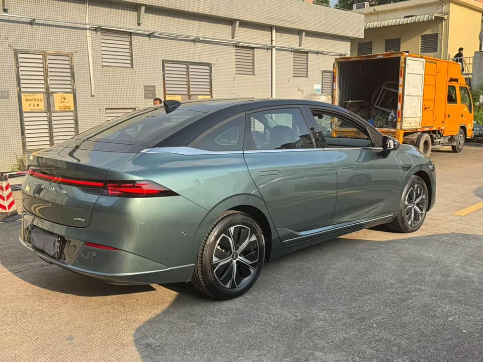 XPENG P5