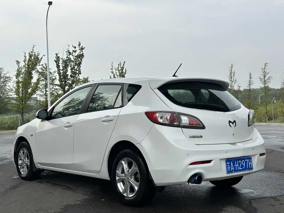 Mazda 3 star Cheng