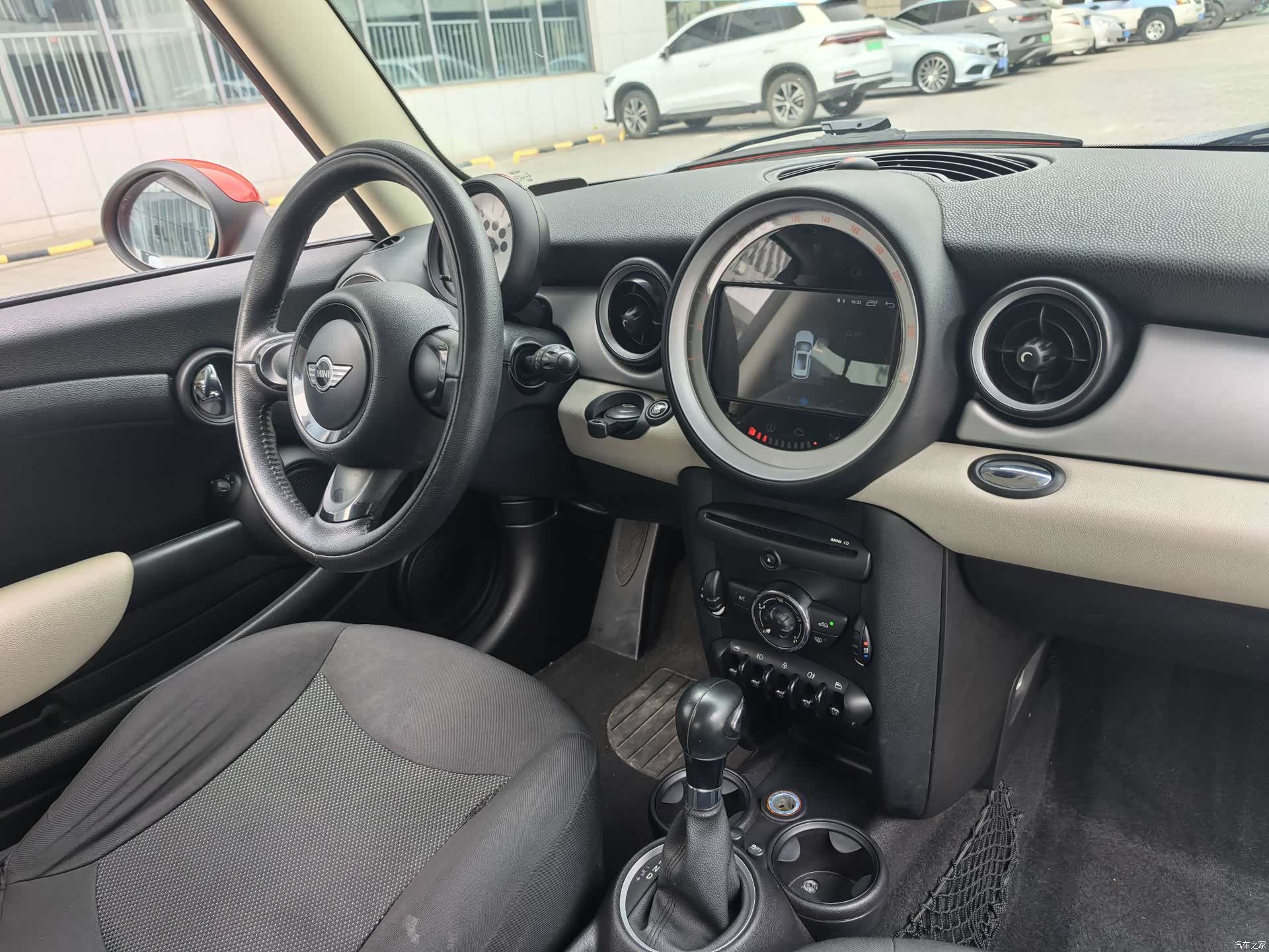 Mini ONE, 2013 10