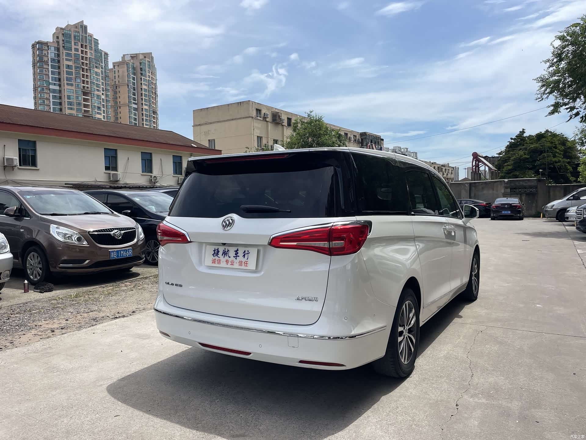 Buick GL8, 2019 17