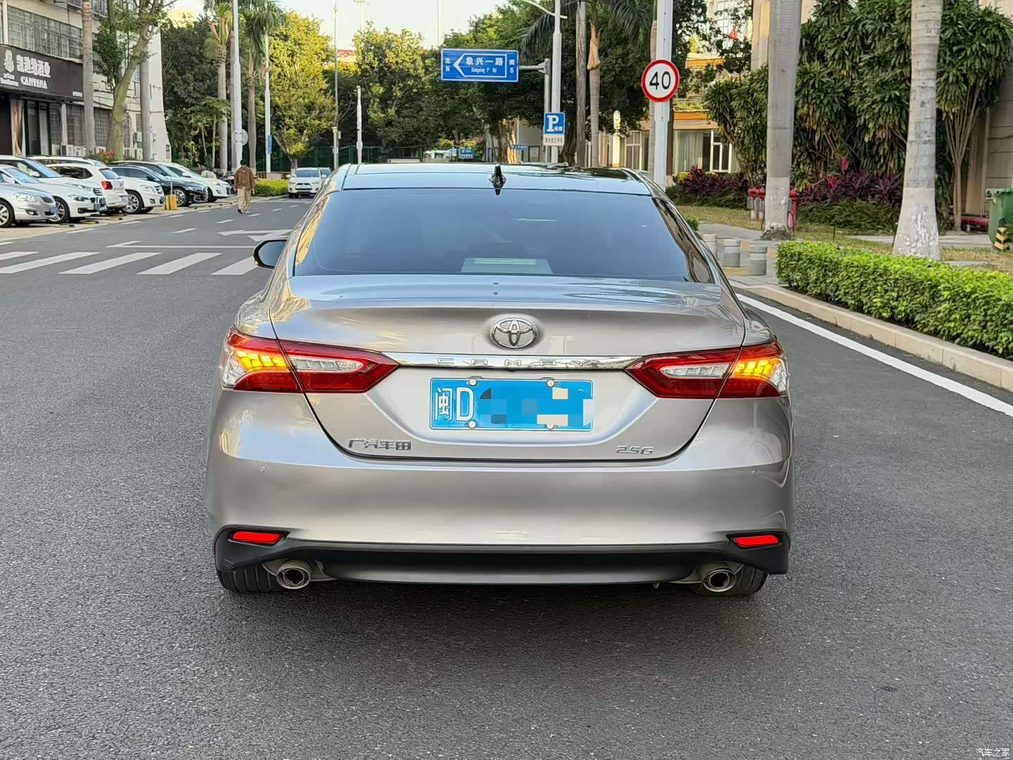 Toyota Camry, 2022 все фото