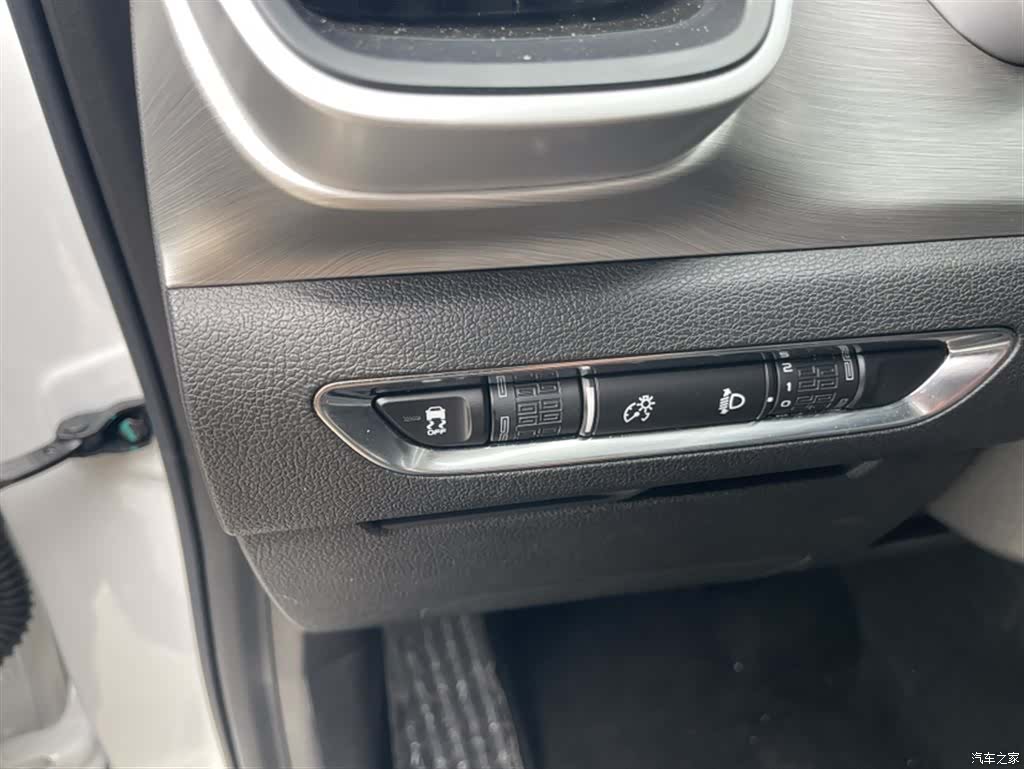Geely Coolray, 2021 2