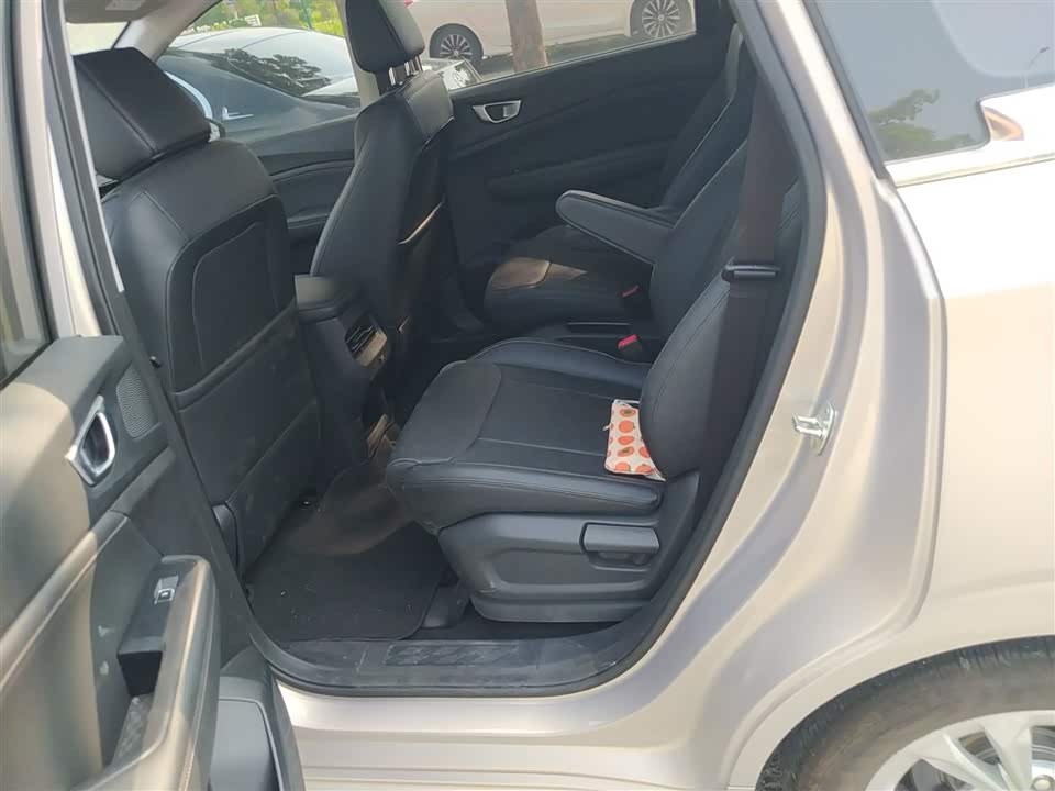 Wuling Wuling Jiachen