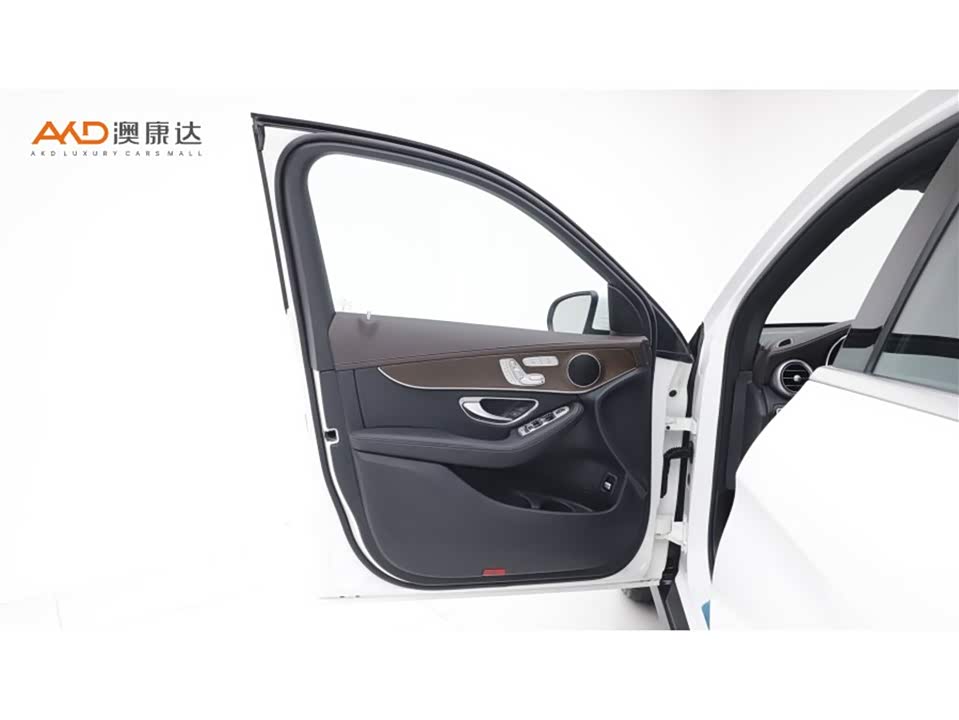 Mercedes-Benz GLC Mercedes-Benz GLC