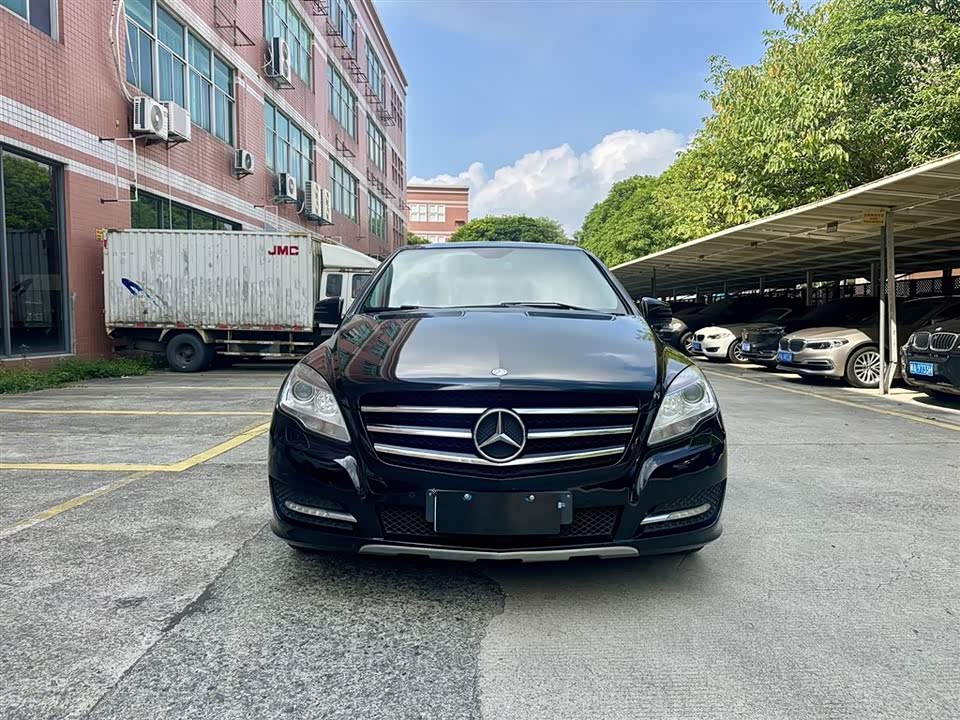 Mercedes-Benz R-class