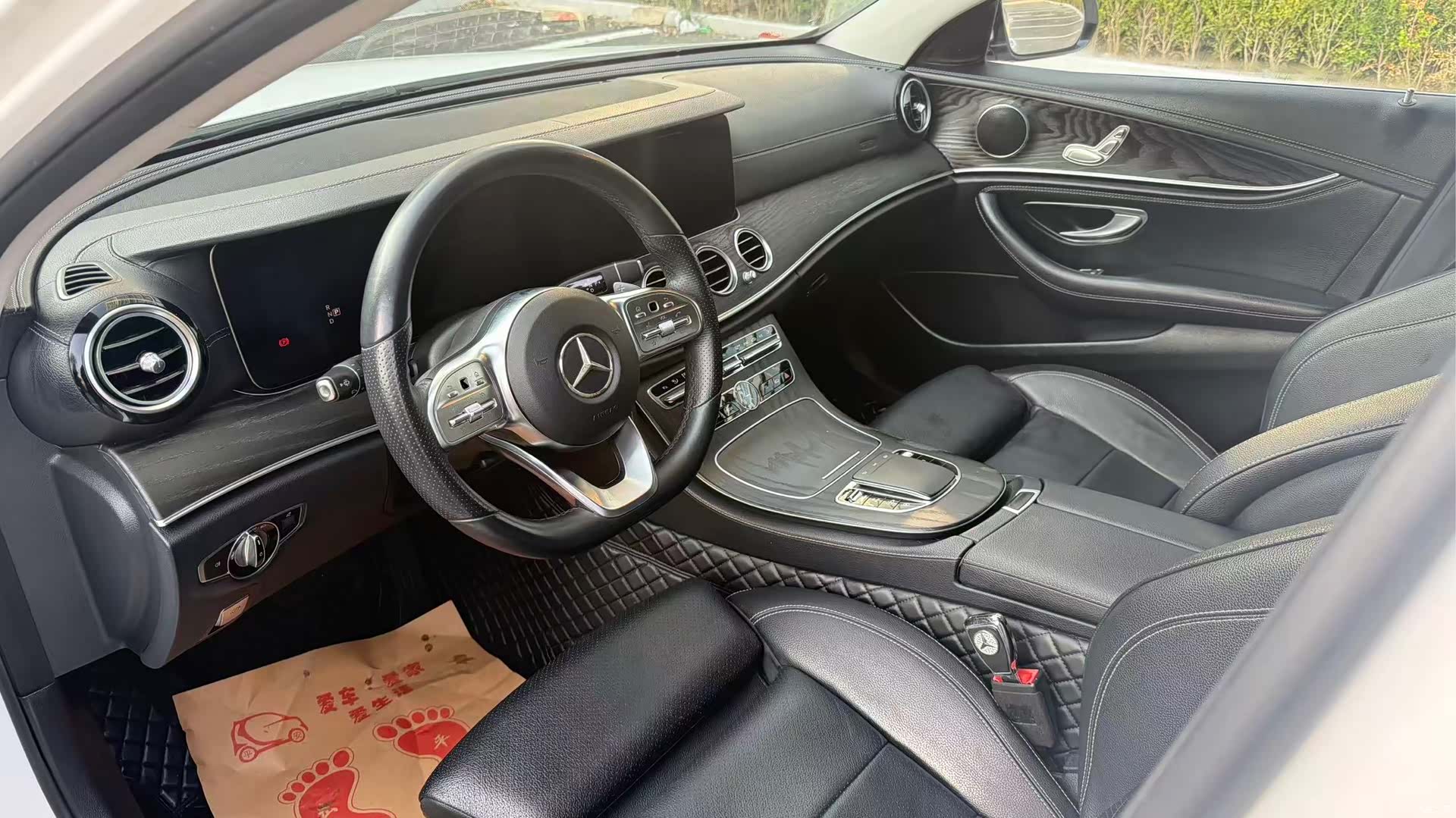 Mercedes-Benz E-Class, 2019 4