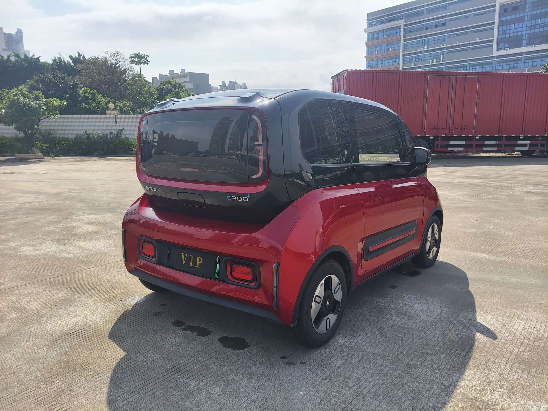 Wuling E300, 2021 6