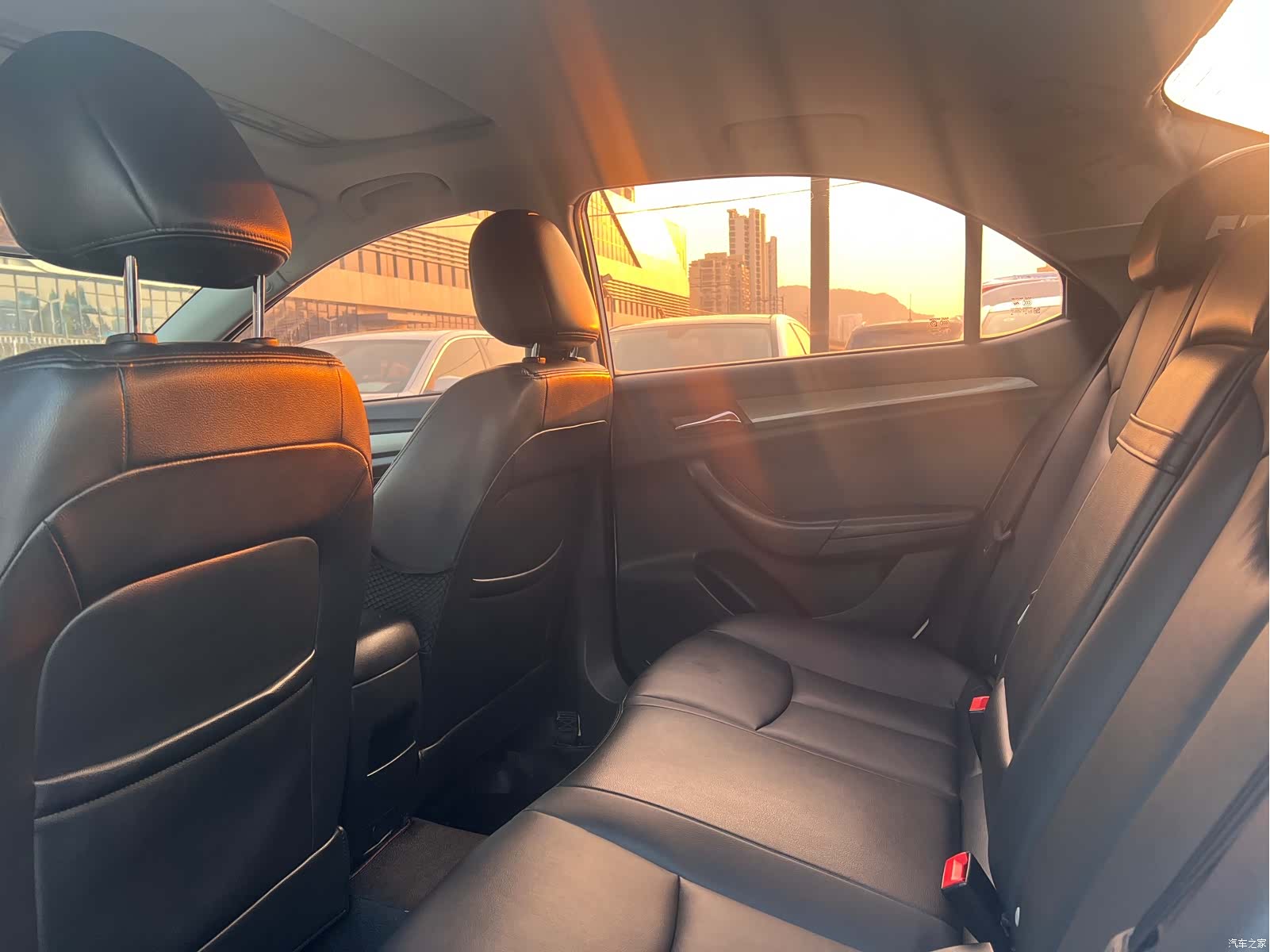 Roewe 360, 2016 все фото