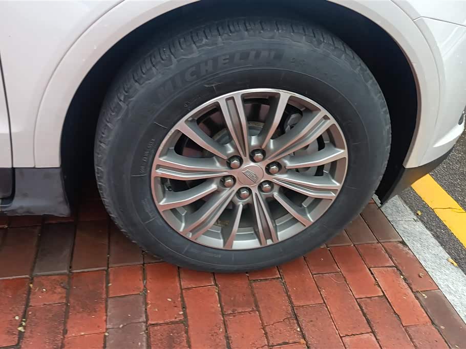 Cadillac XT5