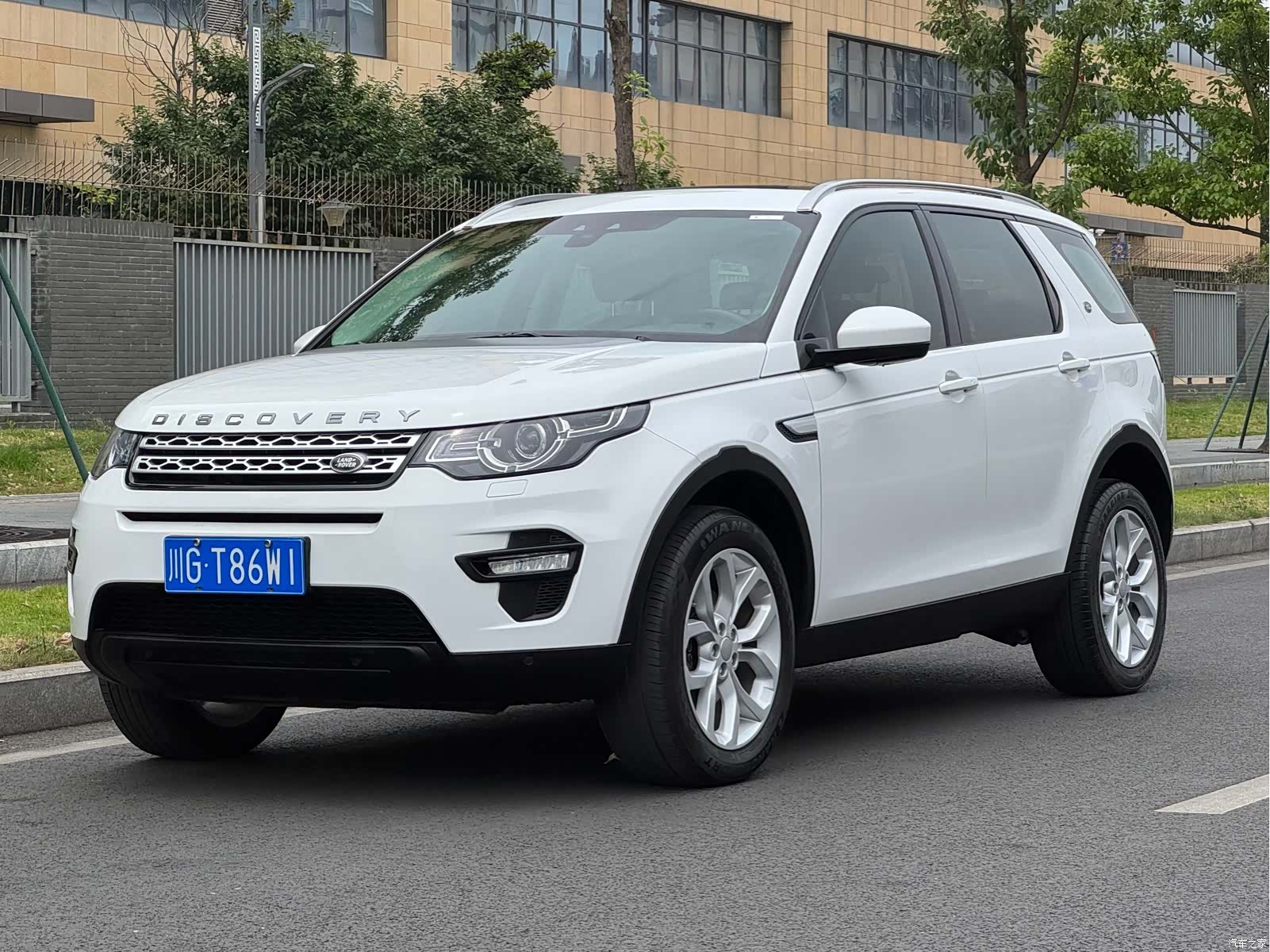 Land Rover Discovery, 2016 1