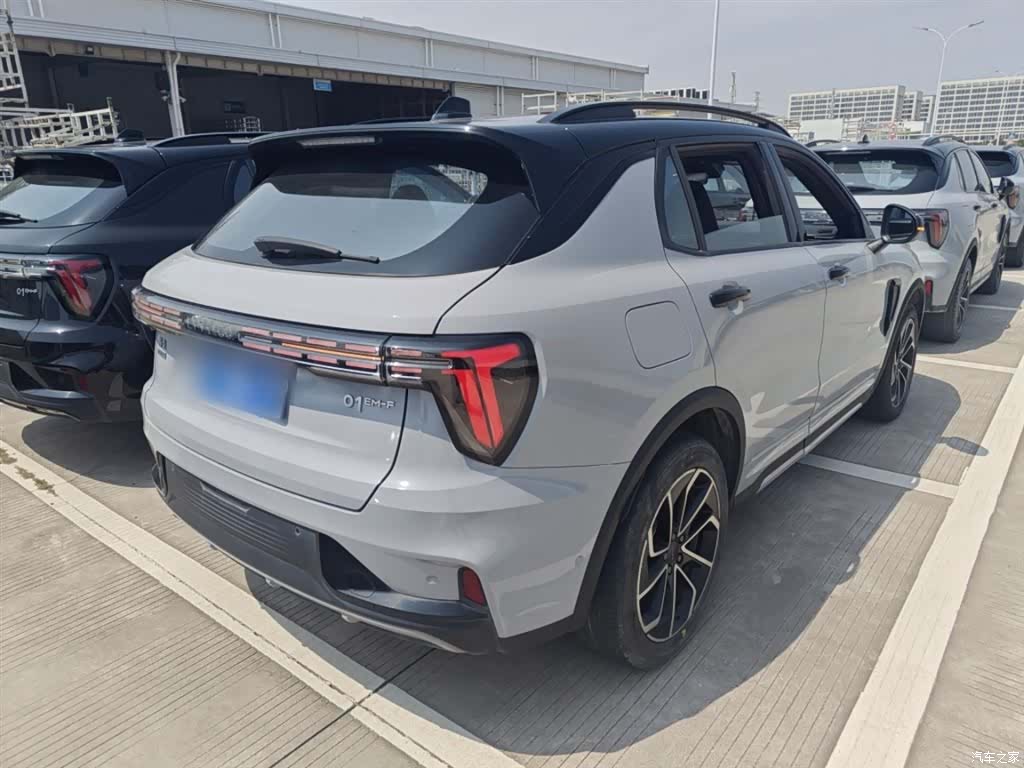 Lynk & Co 01, 2023 все фото
