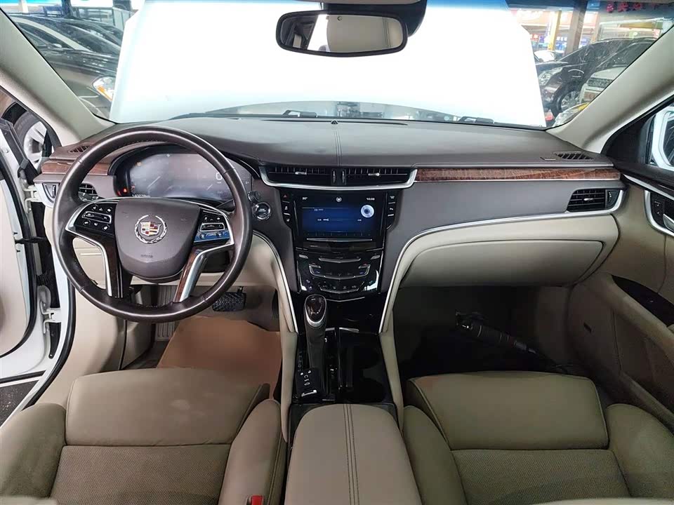 Cadillac XTS