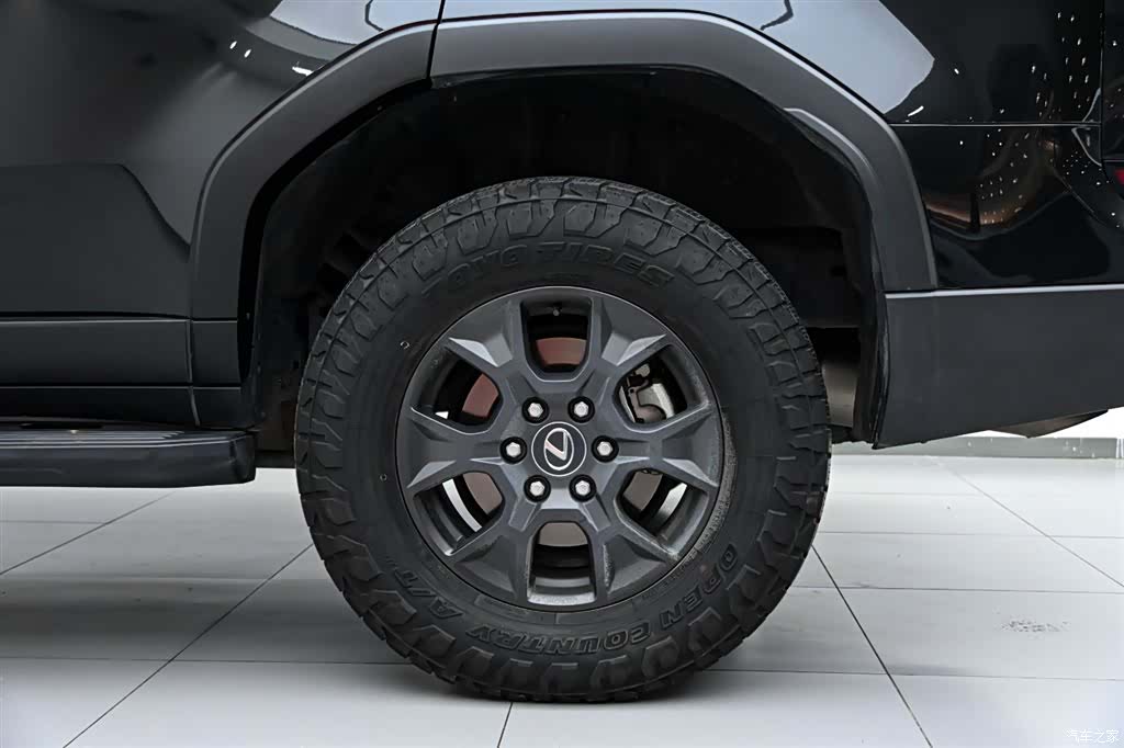 Lexus GX, 2025 33