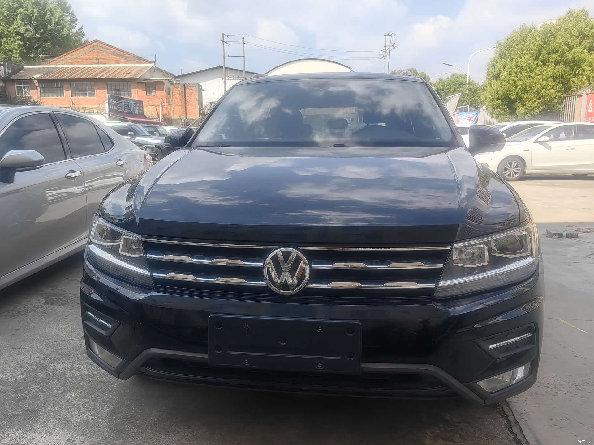 Volkswagen Tiguan L, 2019 2