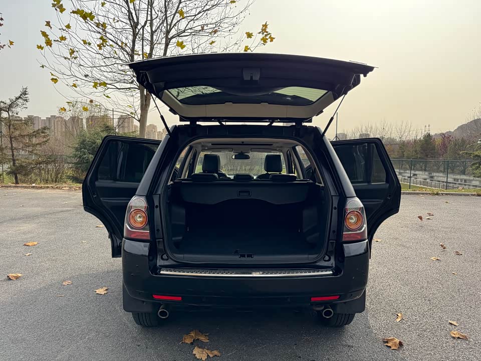 Land Rover Freelander 2