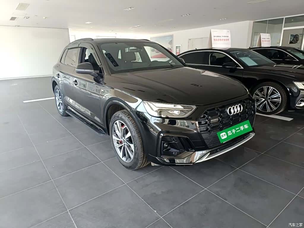 Audi Q5L, 2025 4