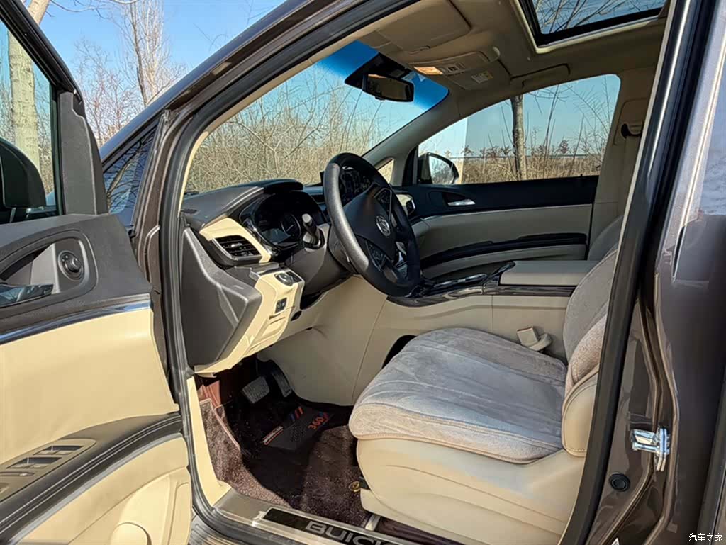 Buick GL8, 2023 12