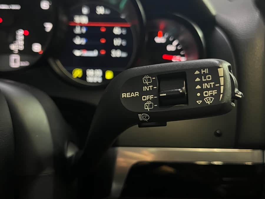 Porsche Cayenne 2017, фото 23