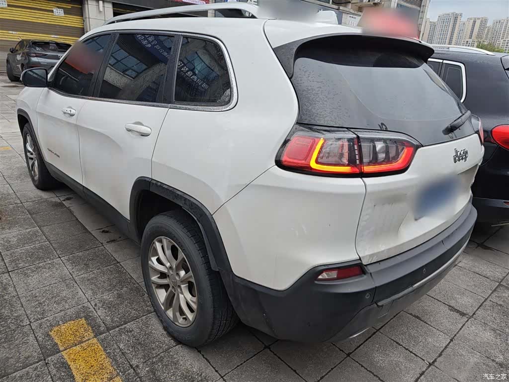 Jeep Cherokee, 2019 22