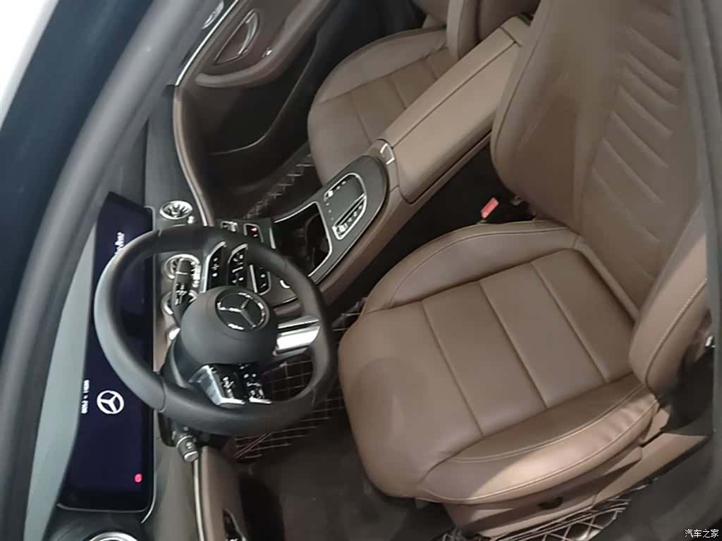 Mercedes-Benz E-Class, 2020 15