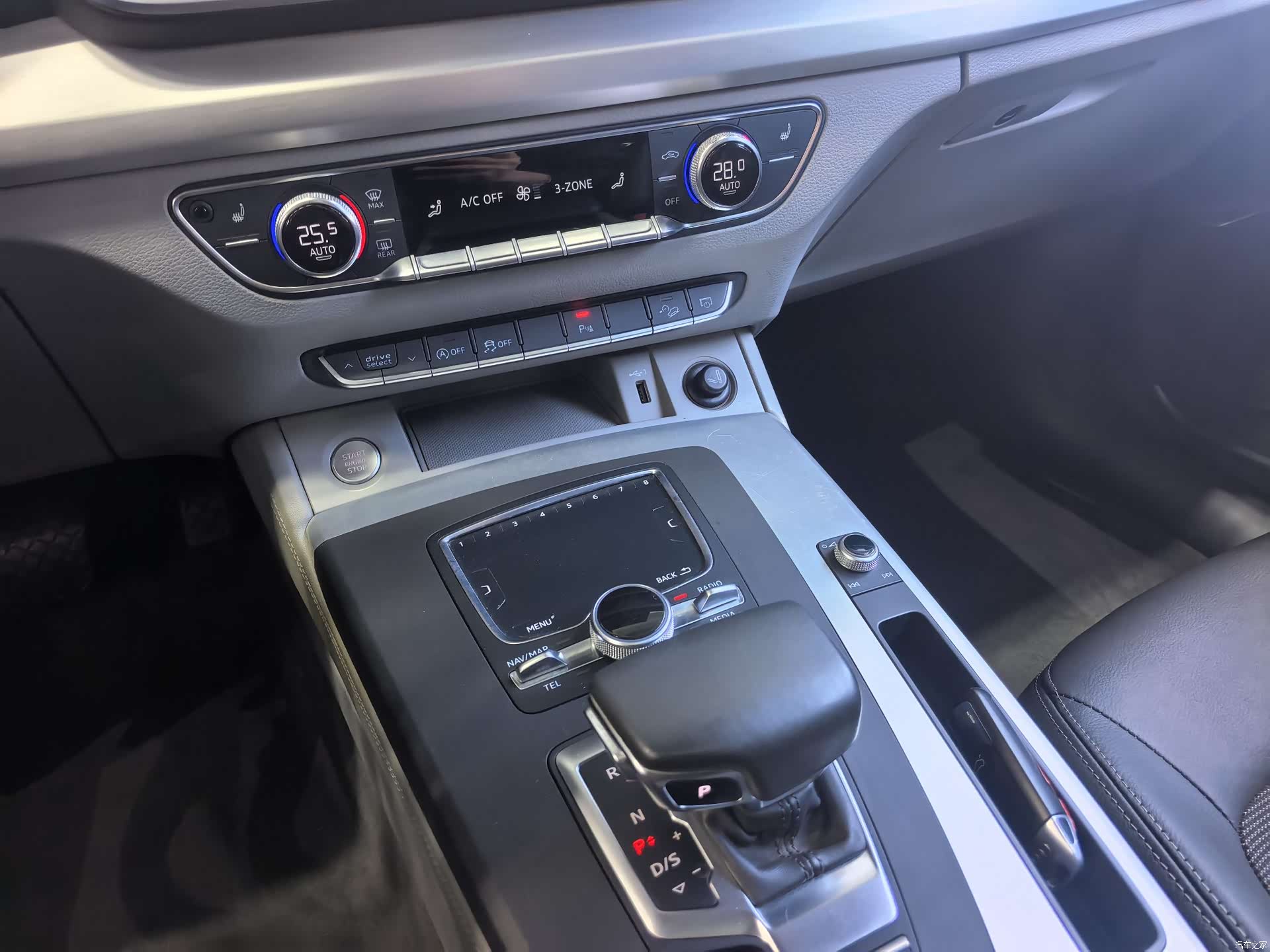 Audi Q5L, 2019 10