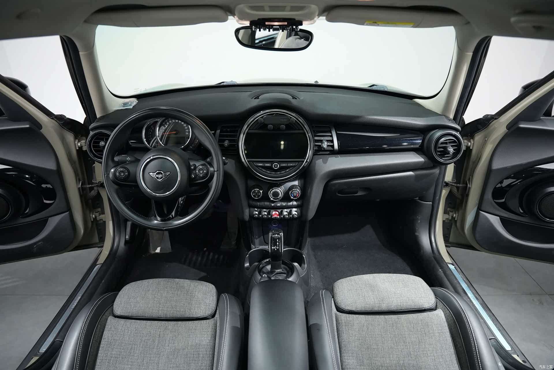 Mini Cooper, 2019 14